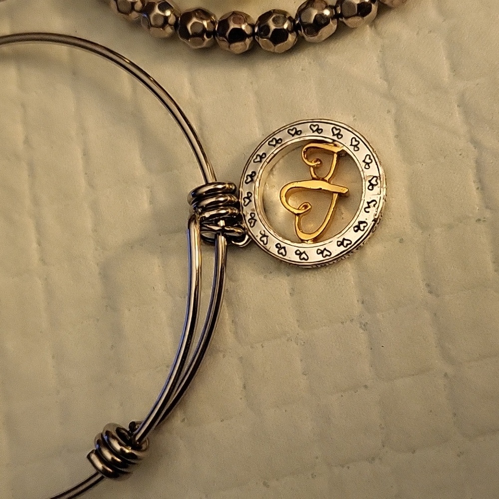 NWOT  LA Rocks bracelet  set - Picture 2 of 8